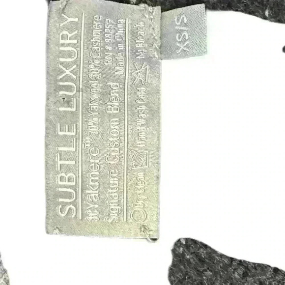 SUBTLE LUXURY Speckled Cashmere Blend Sweater - Picture 11 of 11